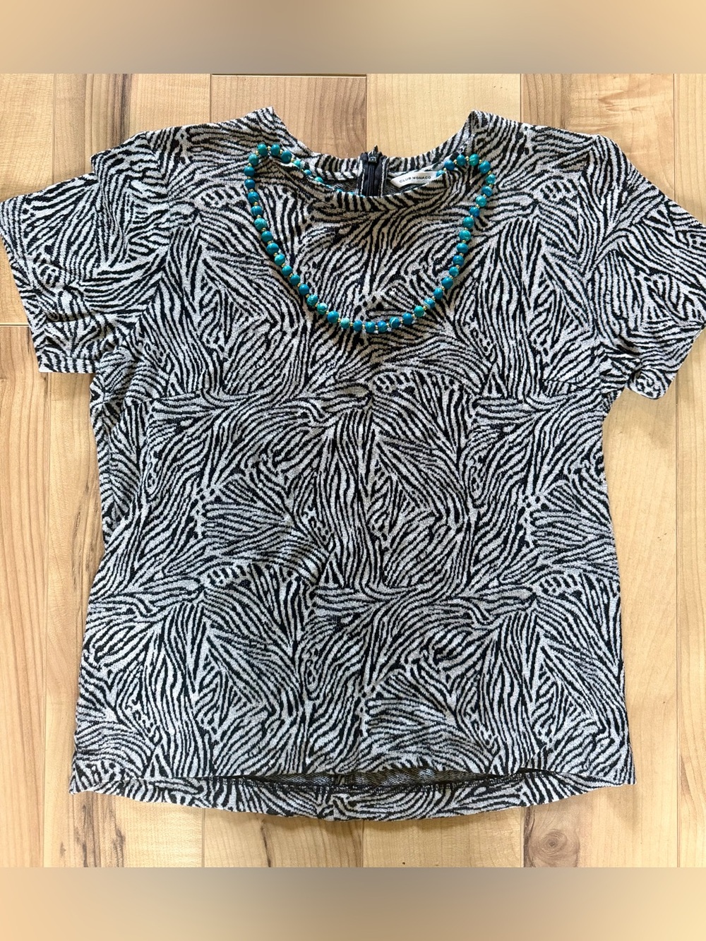 Club Monaco zebra print shirt - M/L
